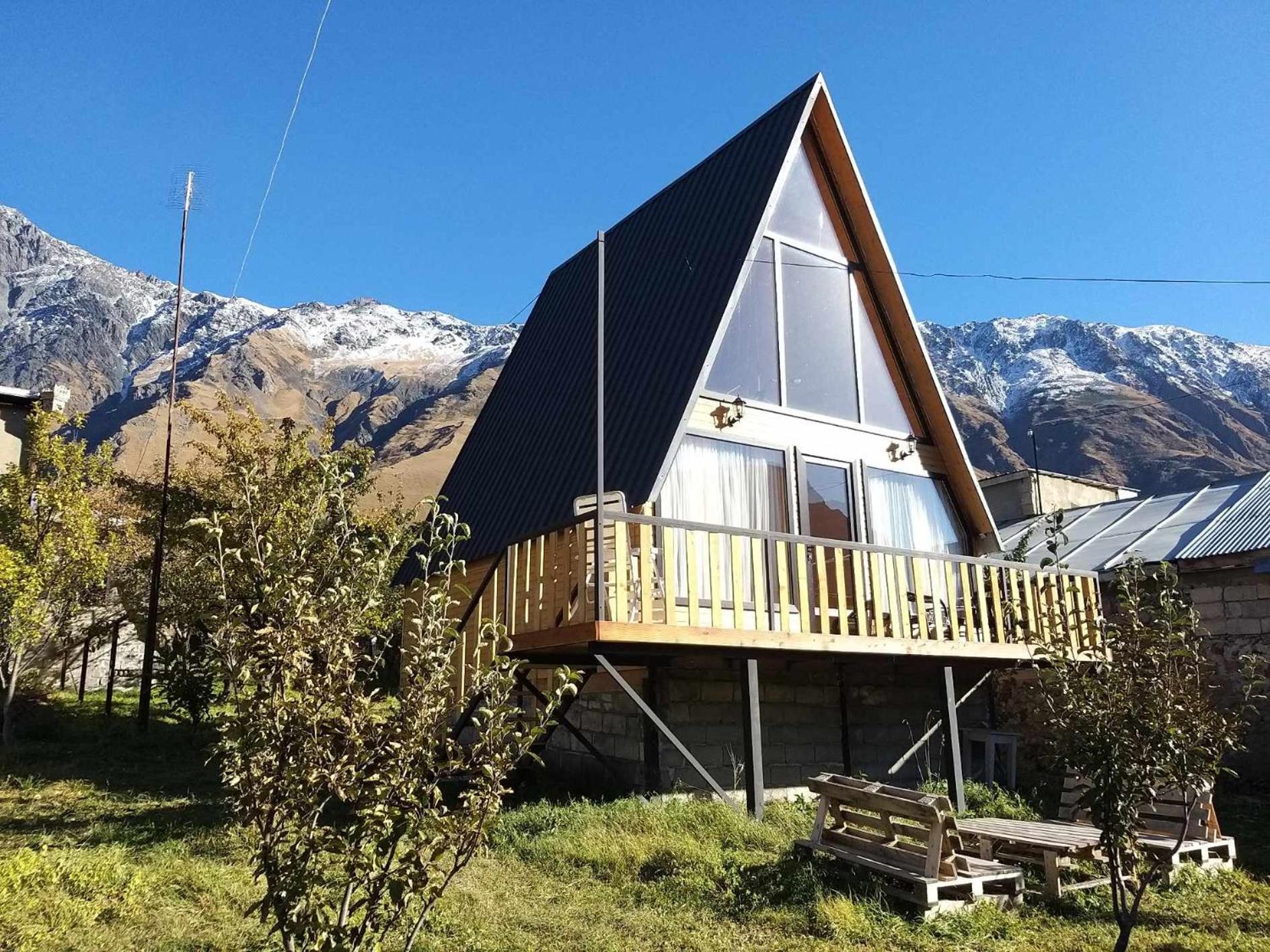 Emotion Kazbegi Appartement Buitenkant foto